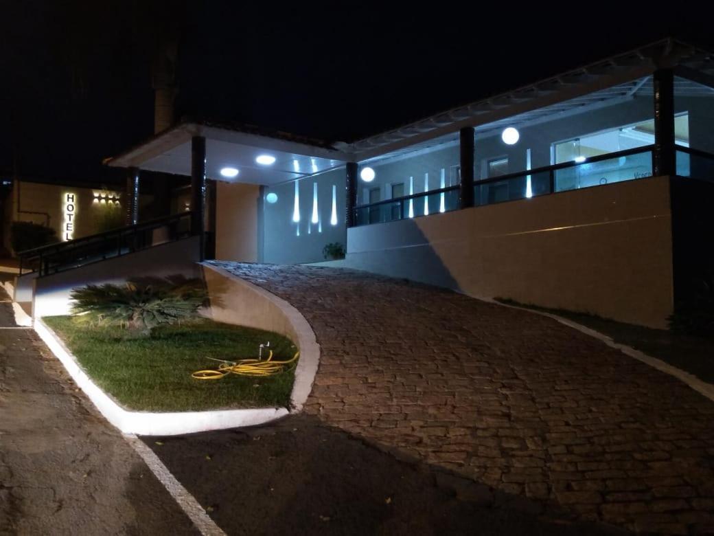 Hotel Veredas Monsenhor Paulo エクステリア 写真