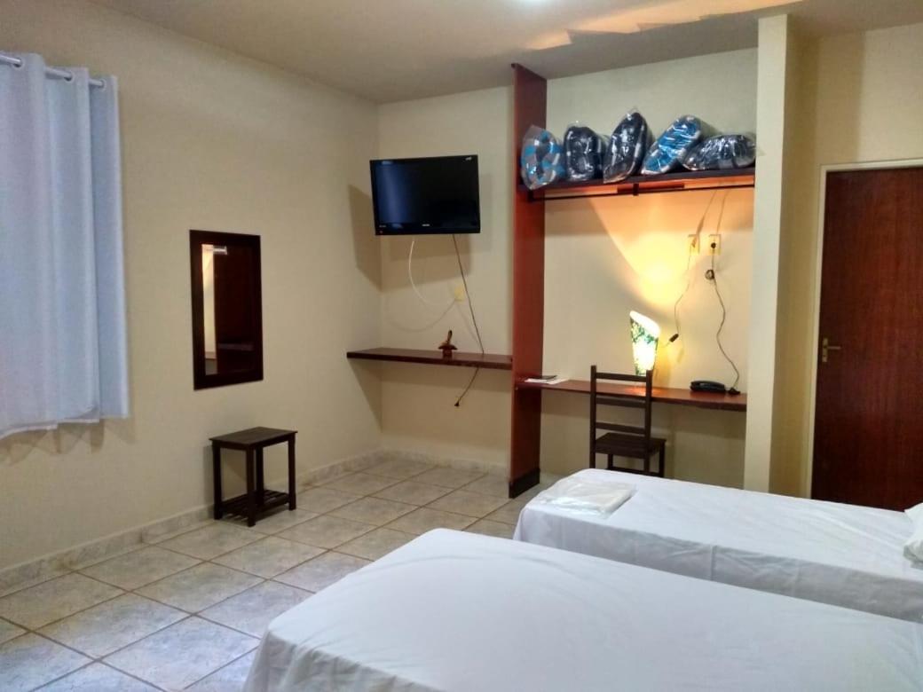 Hotel Veredas Monsenhor Paulo エクステリア 写真